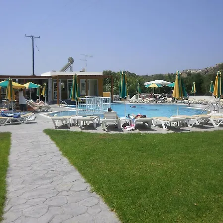 Manolis Apartahotel 2*