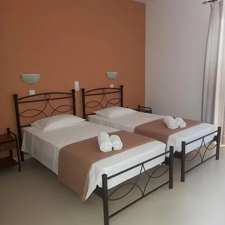 Manolis Apartahotel