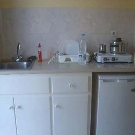 Manolis Apartahotel