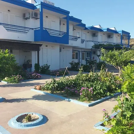 Manolis Apartahotel
