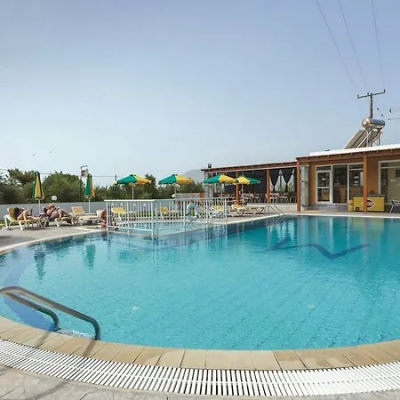 Apartahotel Manolis Kéfalos